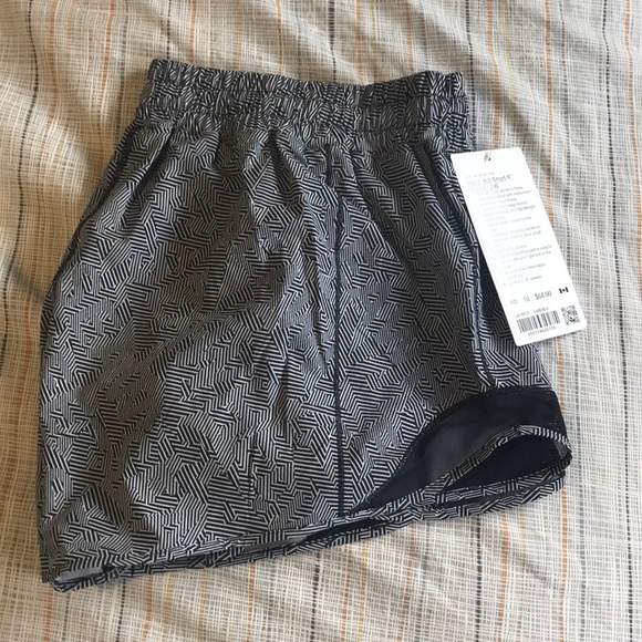 SeaWheeze 2020 Hotty Hot Shorts - BNWT - Picture 3 of 3